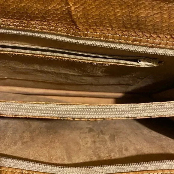 Handmade unisex  snakeskin leather briefcase - Picture 9 of 11